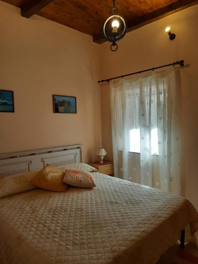 Astoria Tropea Centro Storico Apartman Kültér fotó