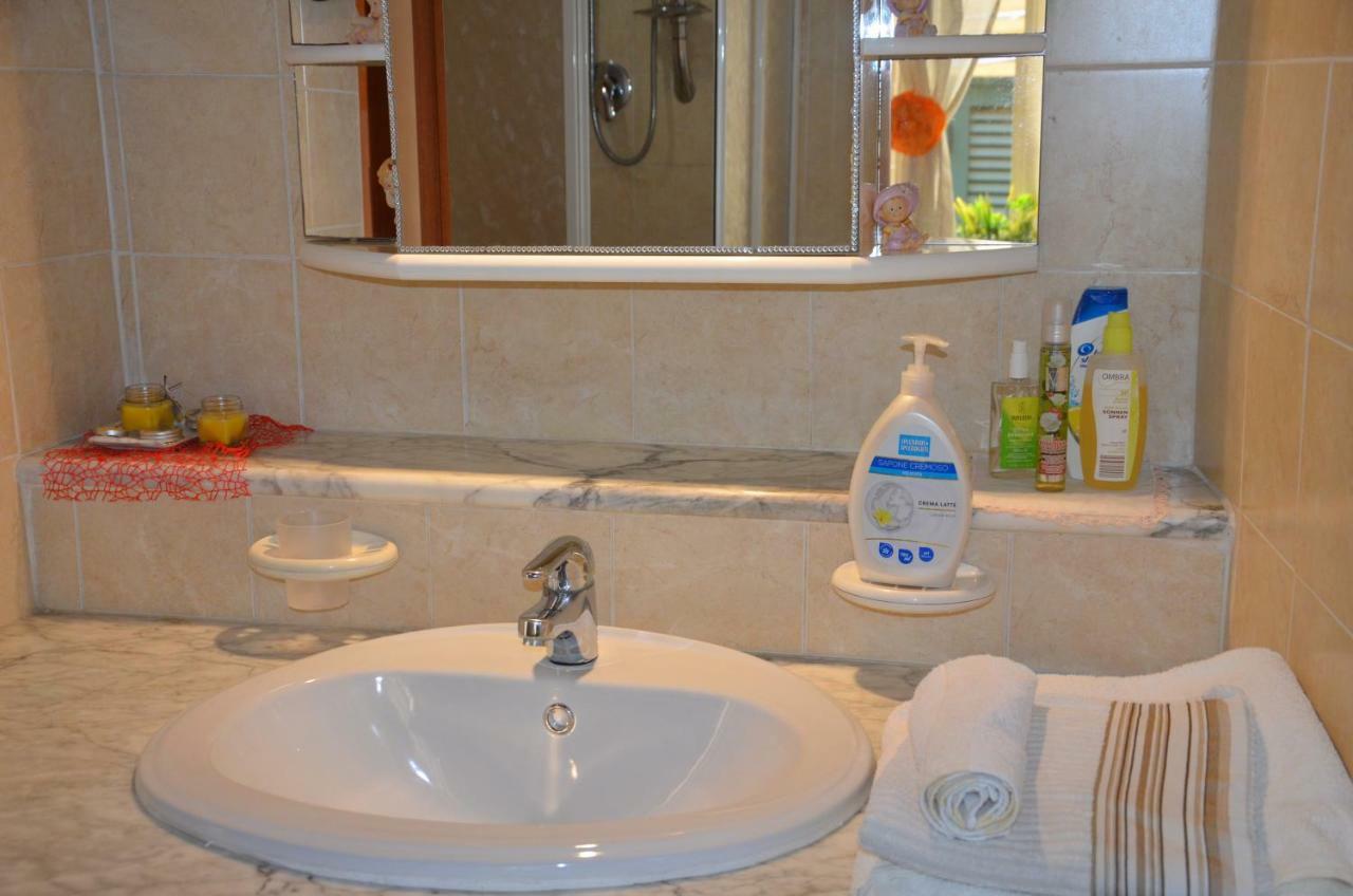 Astoria Tropea Centro Storico Apartman Kültér fotó